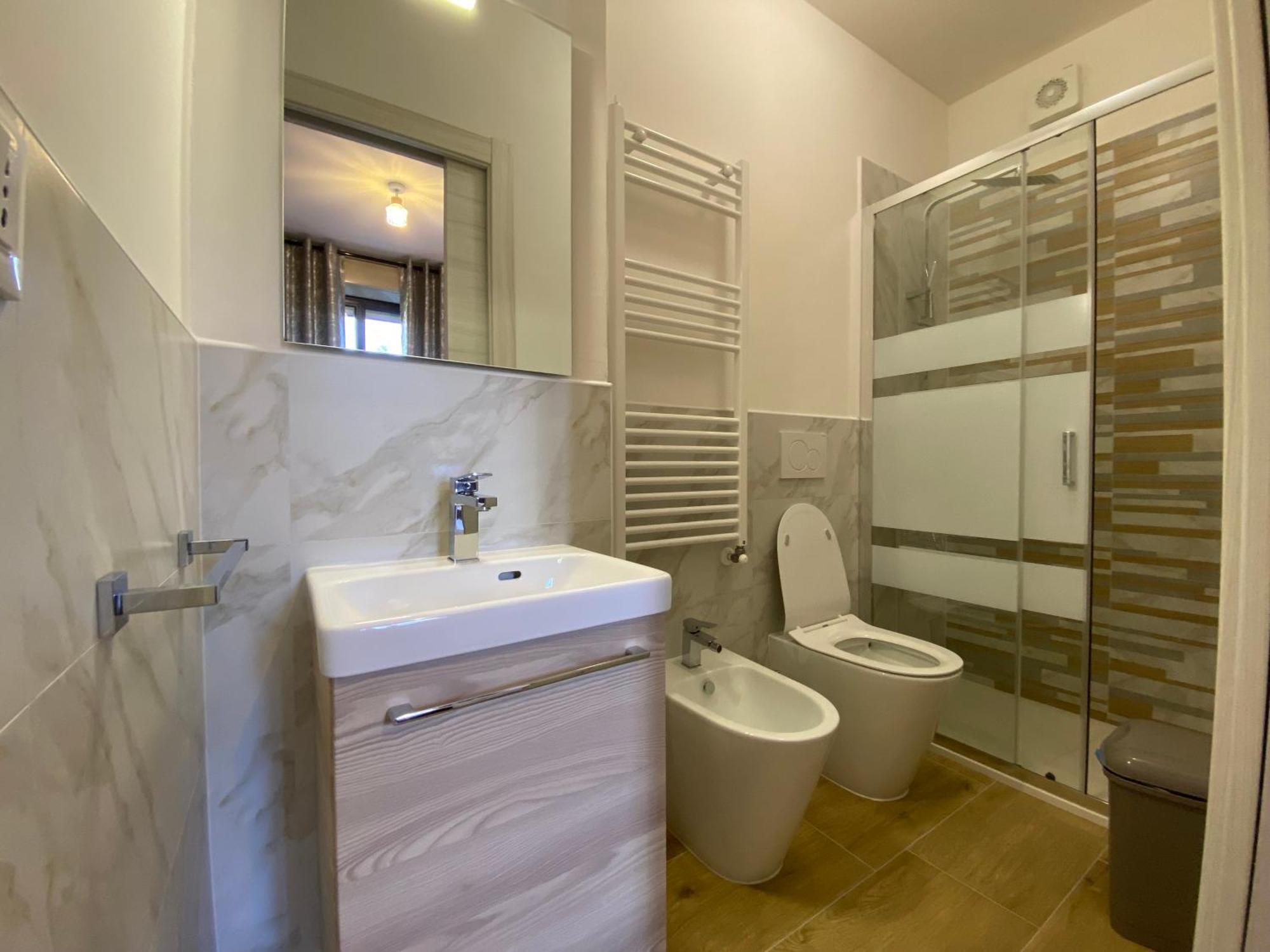 Avantgard Rooms Skyline Retreat โบโลญญา ภายนอก รูปภาพ